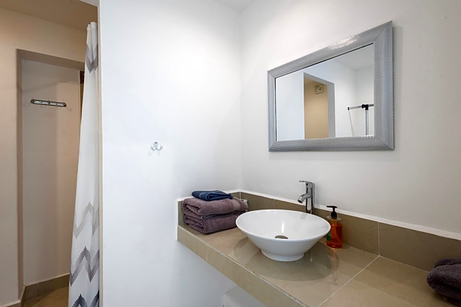 MariaMar Suites