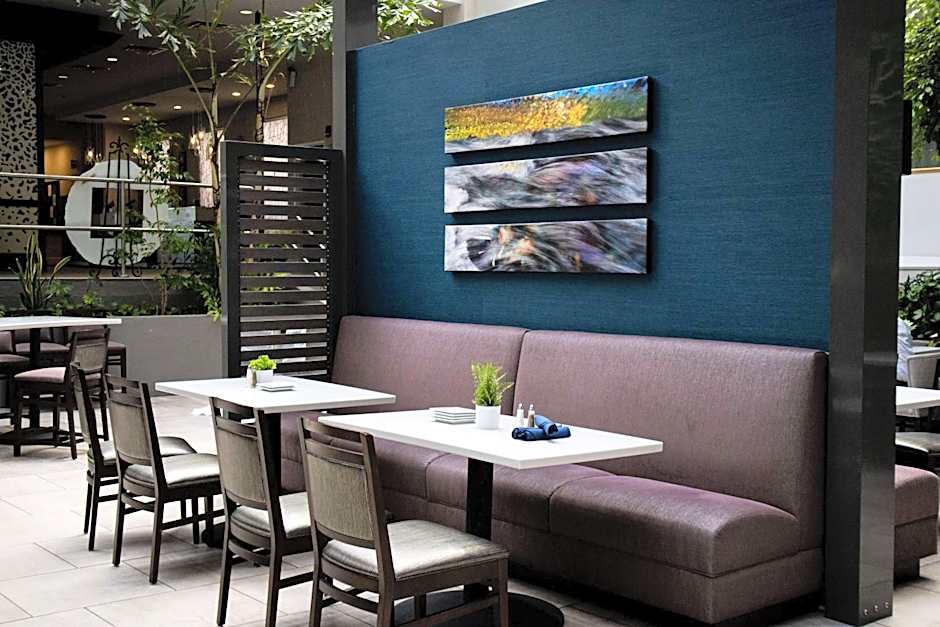 DoubleTree By Hilton Hotel Rochester