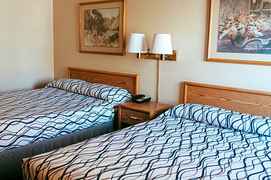 Carson City Plaza Hotel