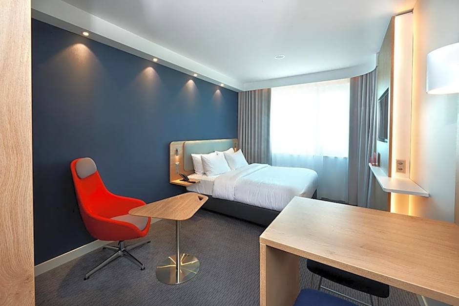 Holiday Inn Express And Suites Basel Allschwil By IHG