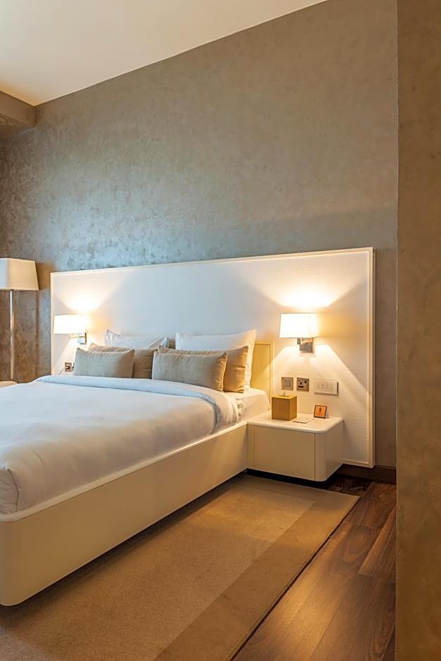 Remal Hotel & Villas Al Dhannah City