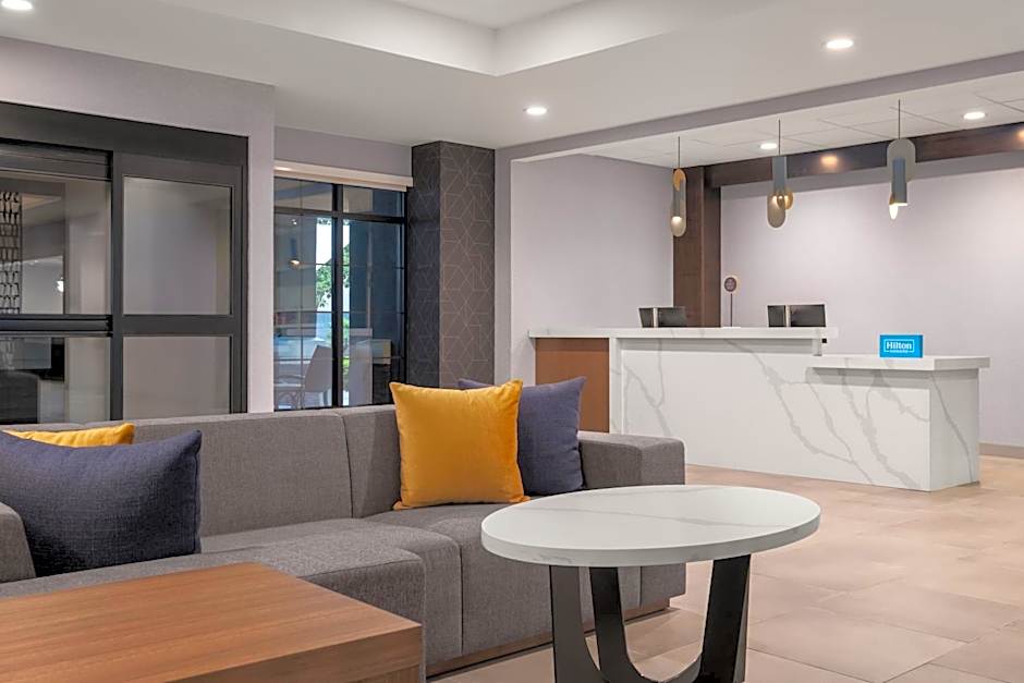 Homewood Suites By Hilton Fresno