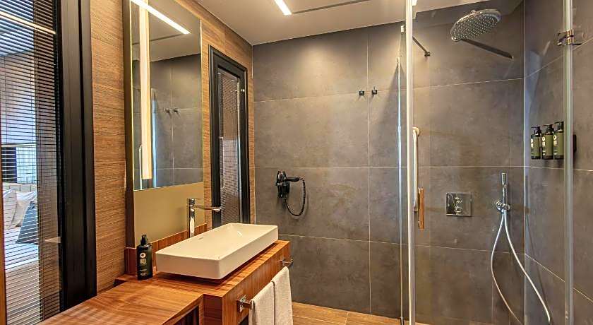 FT Lotus Thermal Hotel & Spa, Trademark Collection By Wyndham