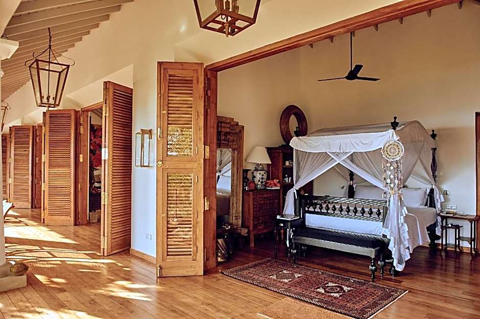 Photo 1 of 82 of Villa, Sea View
