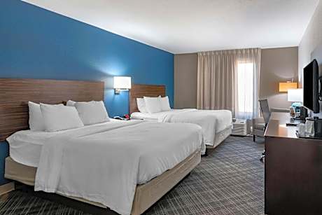 Queen Room with Two Queen Beds - Non-Smoking