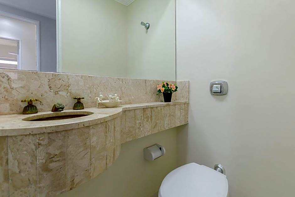 Apartamento pé na areia – 1 min da Praia Central