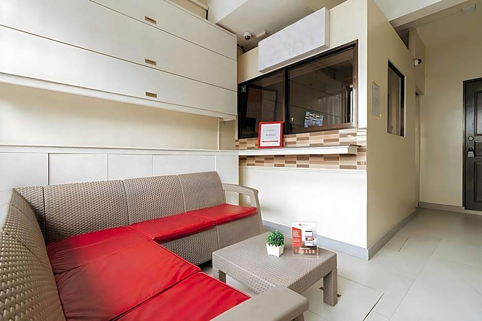 RedDoorz near NAIA Terminal 1