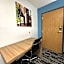 Jacksonville Inn & Suites