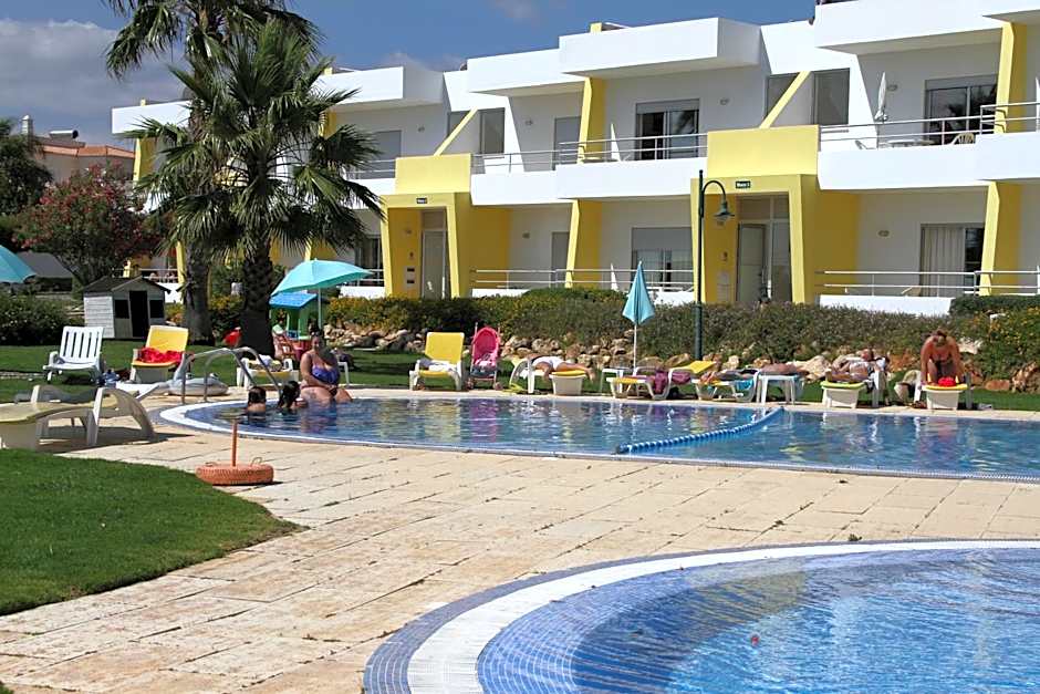 Apartamentos Santa Teresinha