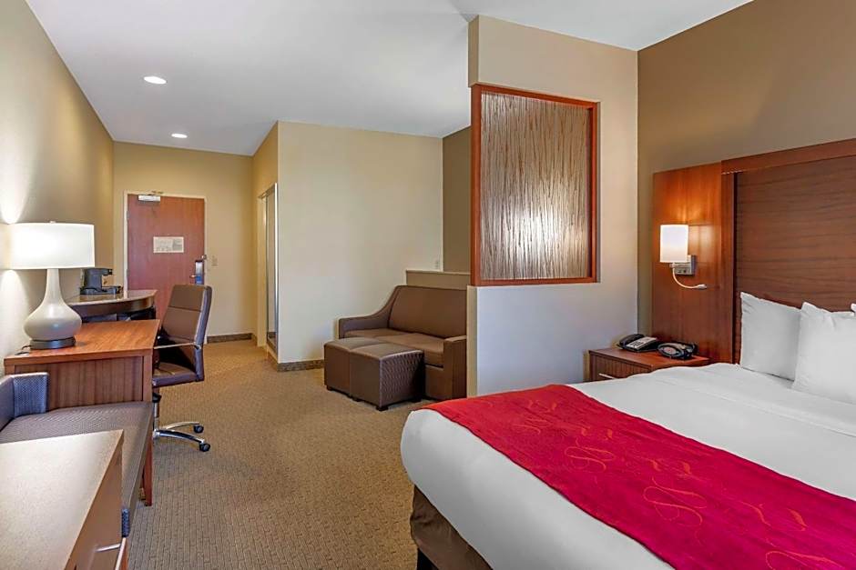 Comfort Suites Eugene