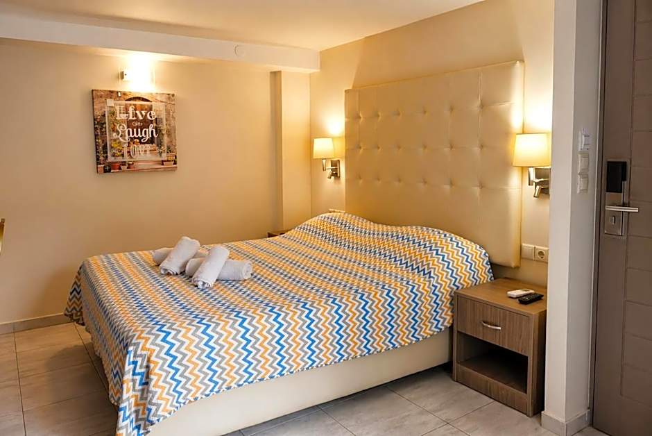 City Life Port Hotel