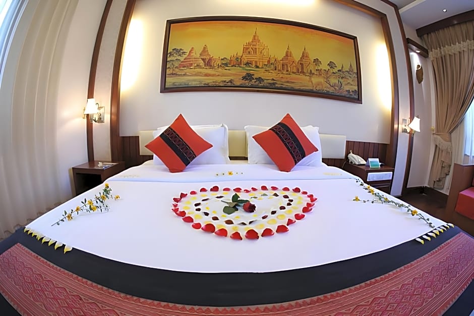 Shwe Yee Pwint Hotel