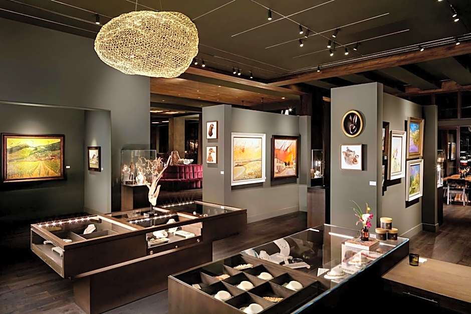 Grand Bohemian Lodge Greenville, Autograph Collection