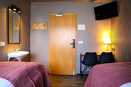 Double or Twin Room with Shared Bathroom