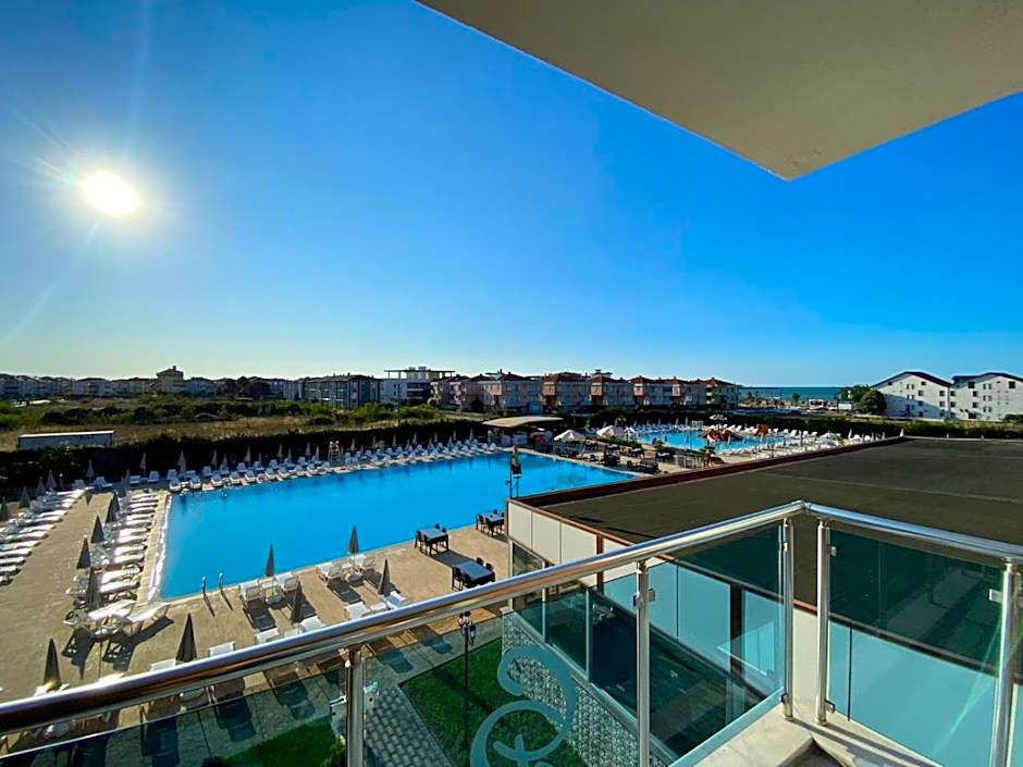 Carpediem Diamond Hotel