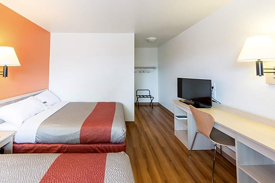 Motel 6-Klamath Falls, OR