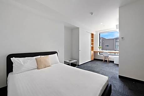 Queen Room - Disability Access