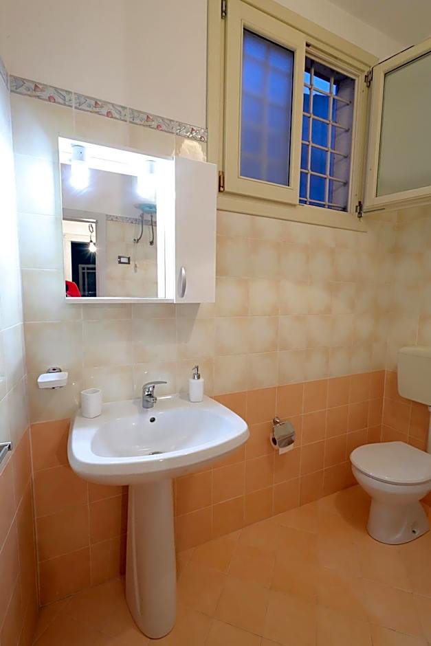 Dal Commediante Apartment and Room