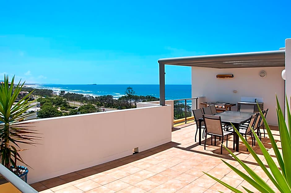 Meridian Alex Beach Apartments