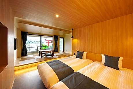 Executive Twin Room with View Bath and Lake Chuzenji View