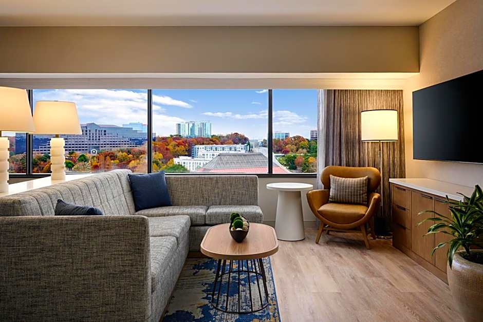Hyatt Regency Suites Atlanta Northwest