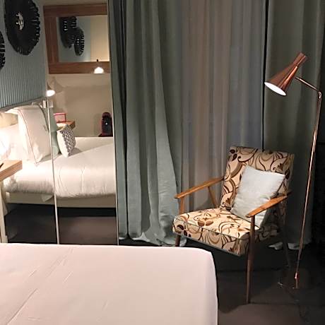 Queen Room with Spa Bath