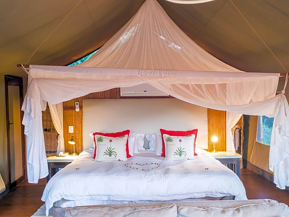 aha Thakadu River Camp