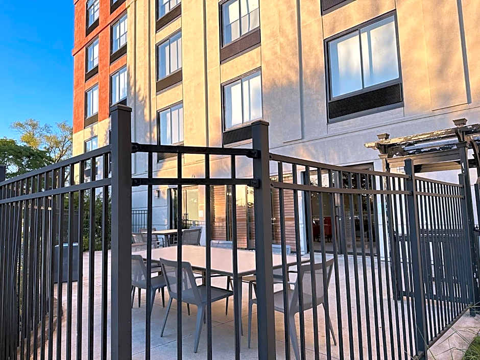 Holiday Inn Express And Suites Prospect Heights By IHG