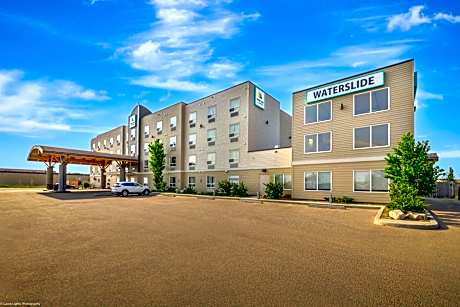 Home Inn and Suites Lloydminster