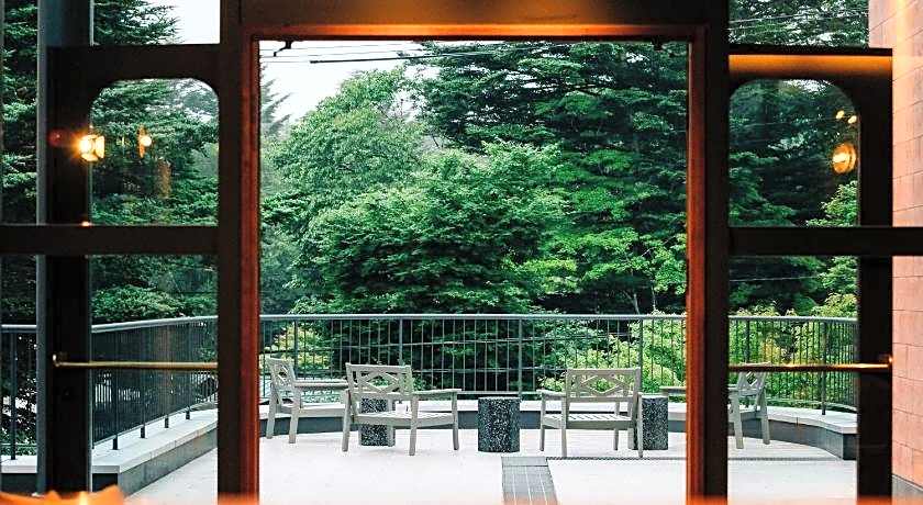 HOTEL KARUIZAWA CROSS