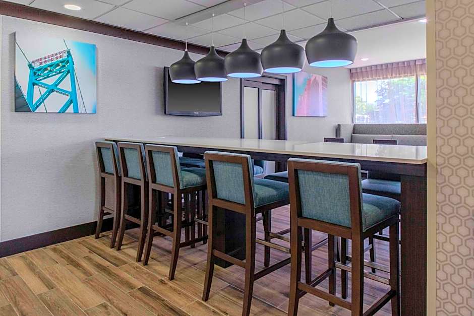 Hampton Inn By Hilton Detroit/Northville