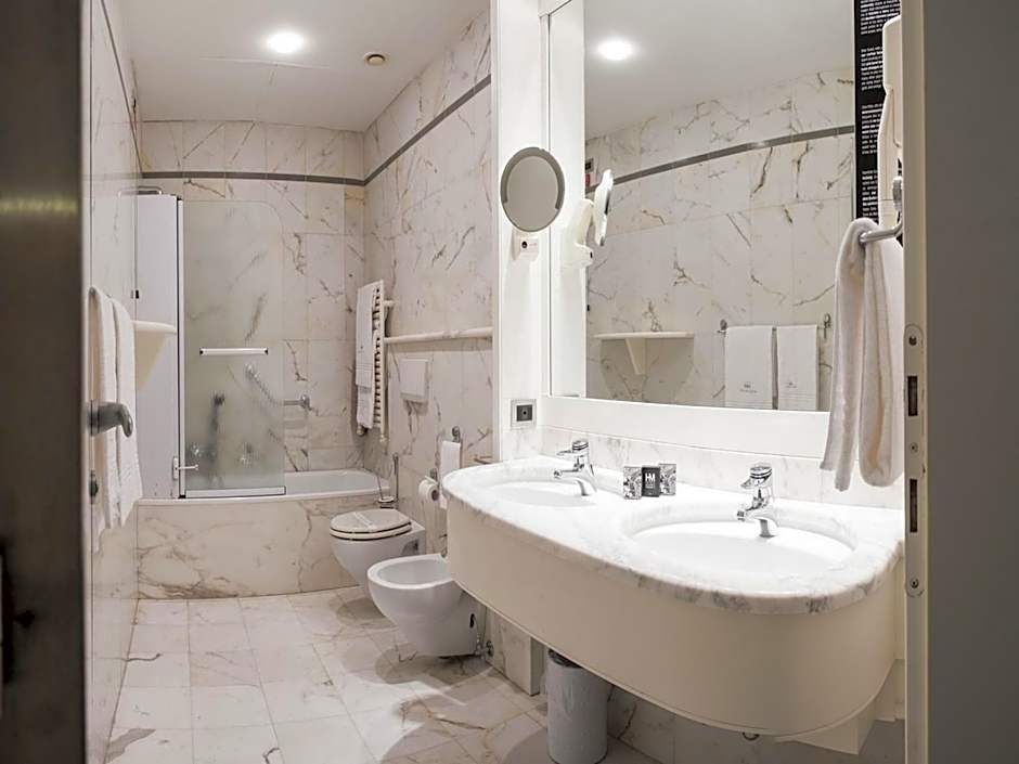 Sure Hotel by Best Western Milano