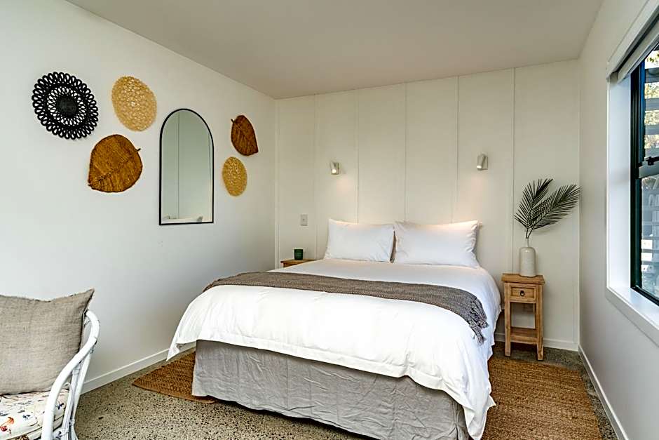 Tui & Nikau Cabins