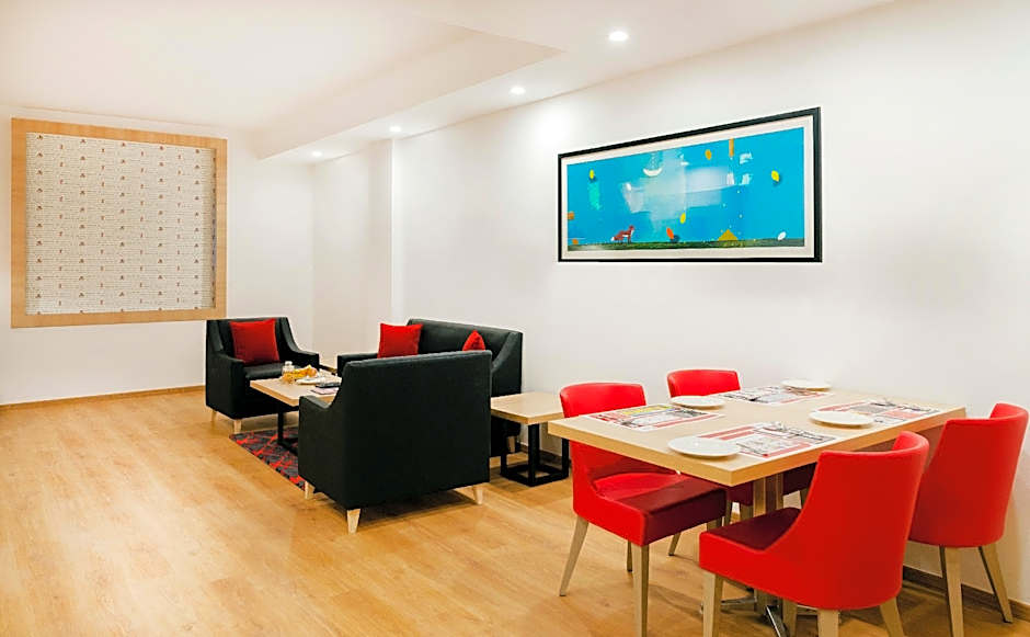 Red Fox by Lemon Tree Hotels, Dehradun