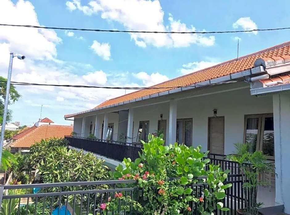 Double'D Guest House – Canggu, CO