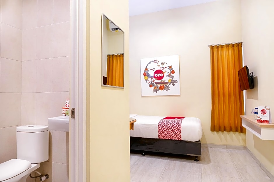 Hotel O DeHome Family