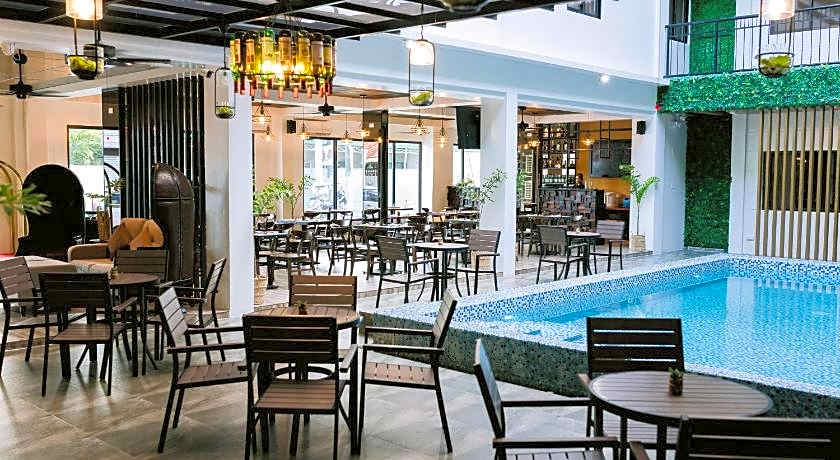 SureStay Plus Hotel by Best Western AC LUXE Angeles City