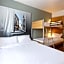 B&B HOTEL CHARTRES Le Coudray