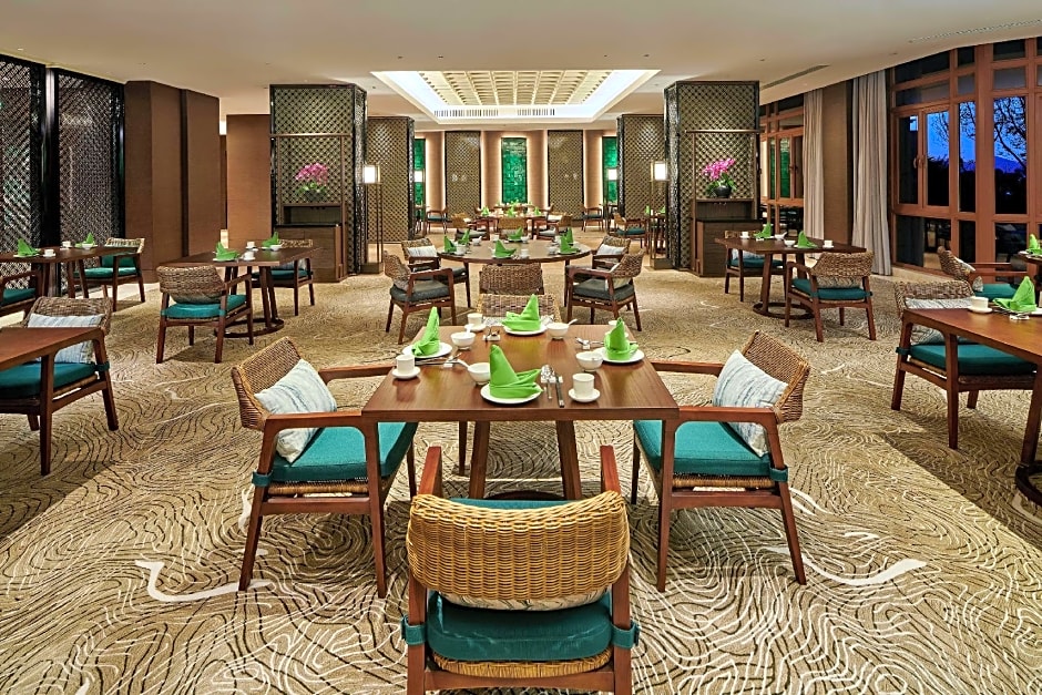 DoubleTree By Hilton Shanwei