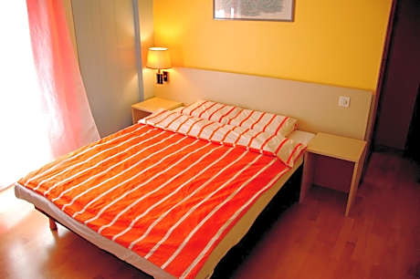 Double Room with Shared Bathroom