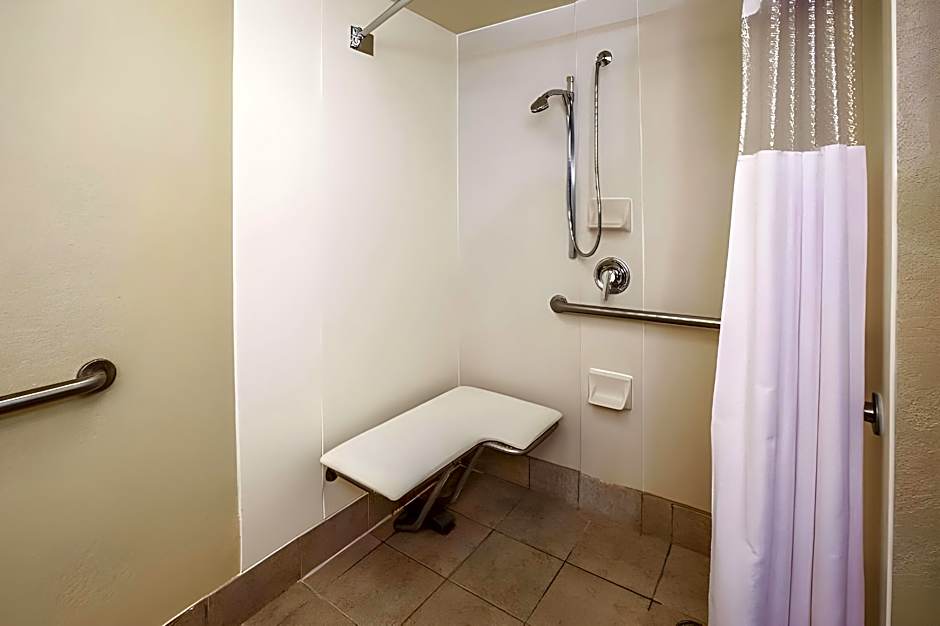 Country Inn & Suites by Radisson, Canton near Hall of Fame