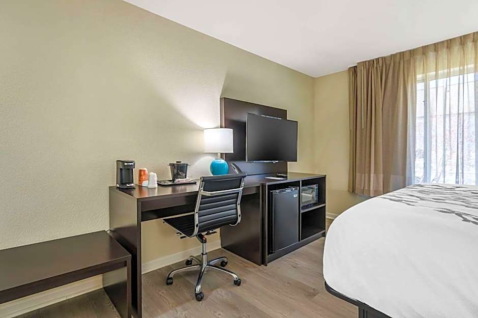 Sleep Inn & Suites Newport News City Center Area
