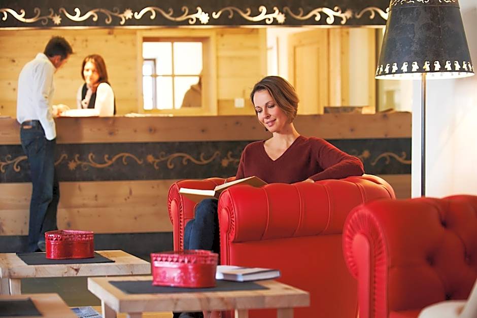 Zin Senfter Residence