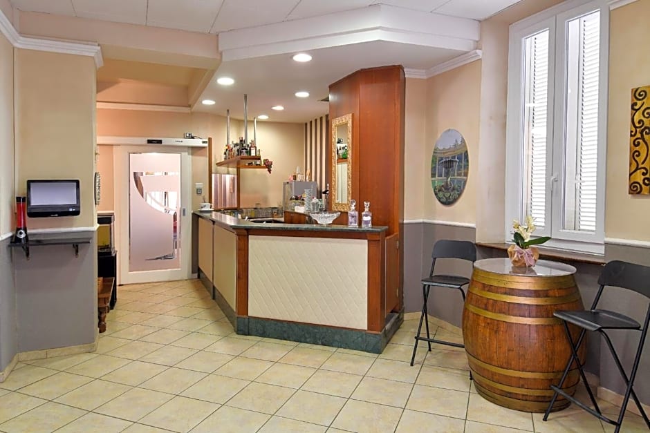 Hotel Innocenti