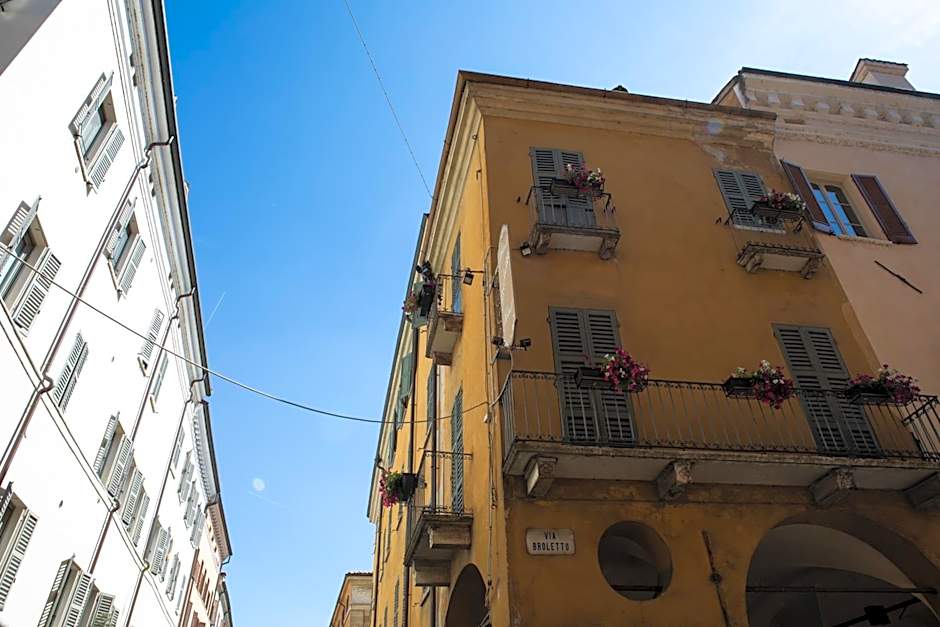 Hotel Broletto