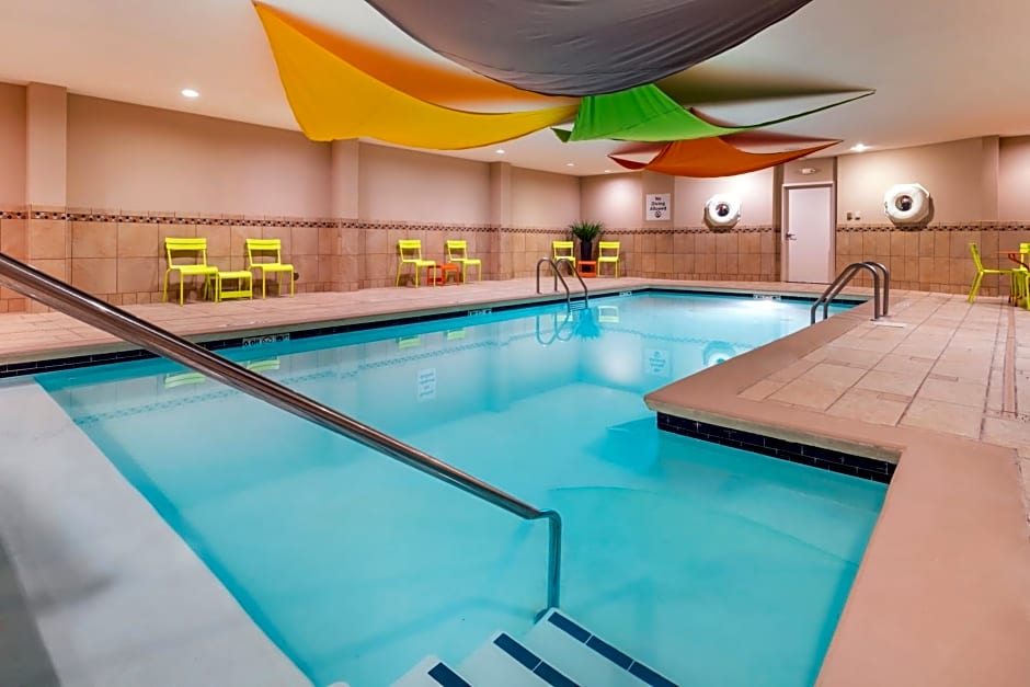 Holiday Inn Express Hays By IHG