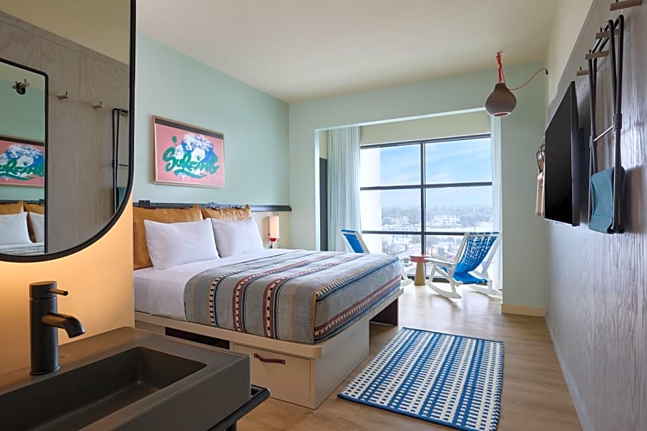 Moxy Virginia Beach Oceanfront