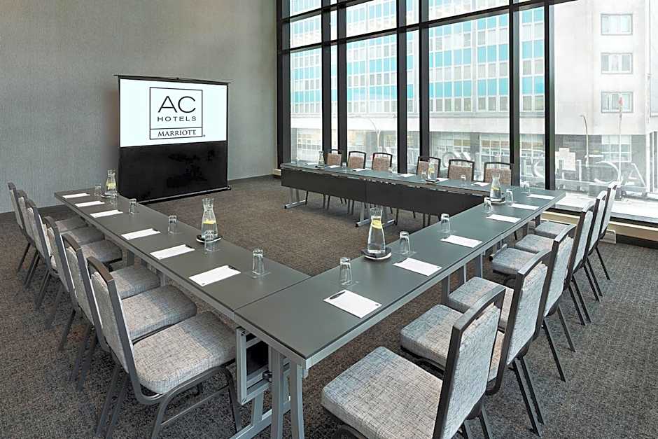 Hotel AC Montreal Centre-ville
