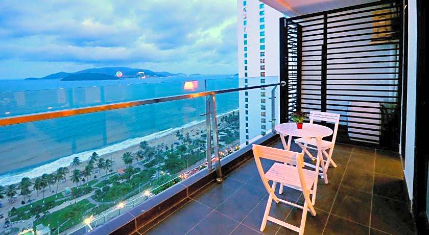 Holi Beach Hotel and Apartments