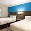 La Quinta Inn & Suites by Wyndham Madison American Center